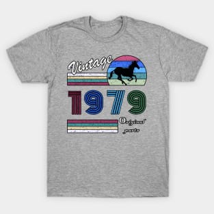 41 Years Old - Made in 1979 - 41th Birthday Men Women T-Shirt